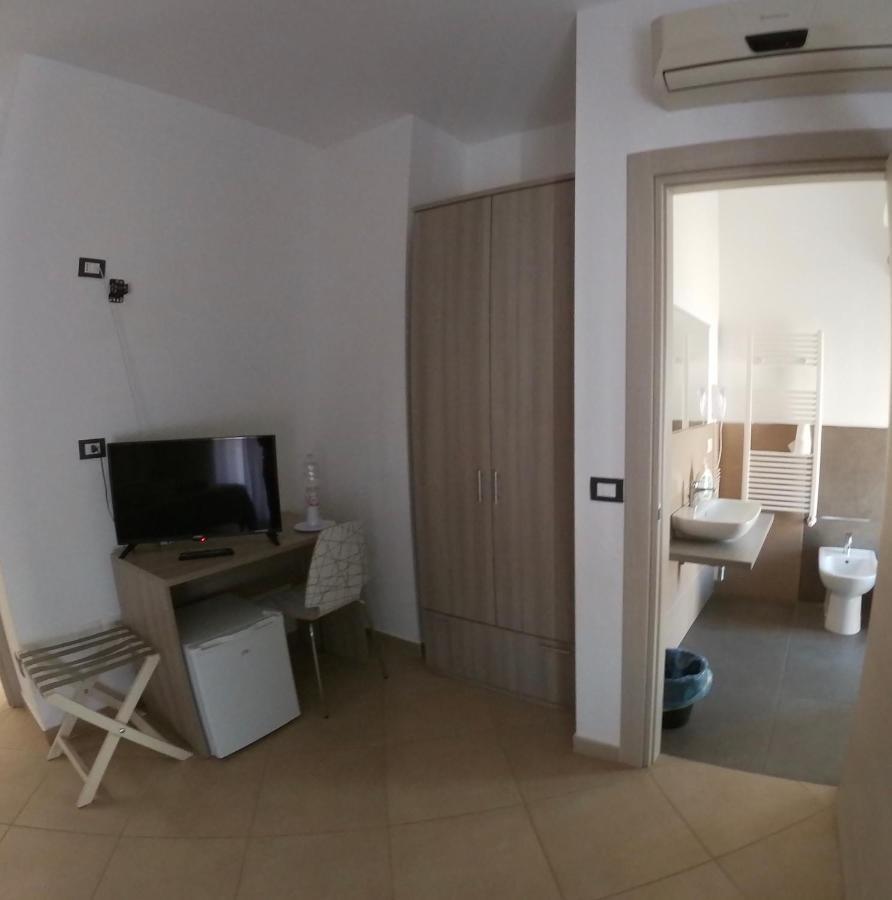 B&B A Due Passi San Giovanni Gemini Екстер'єр фото