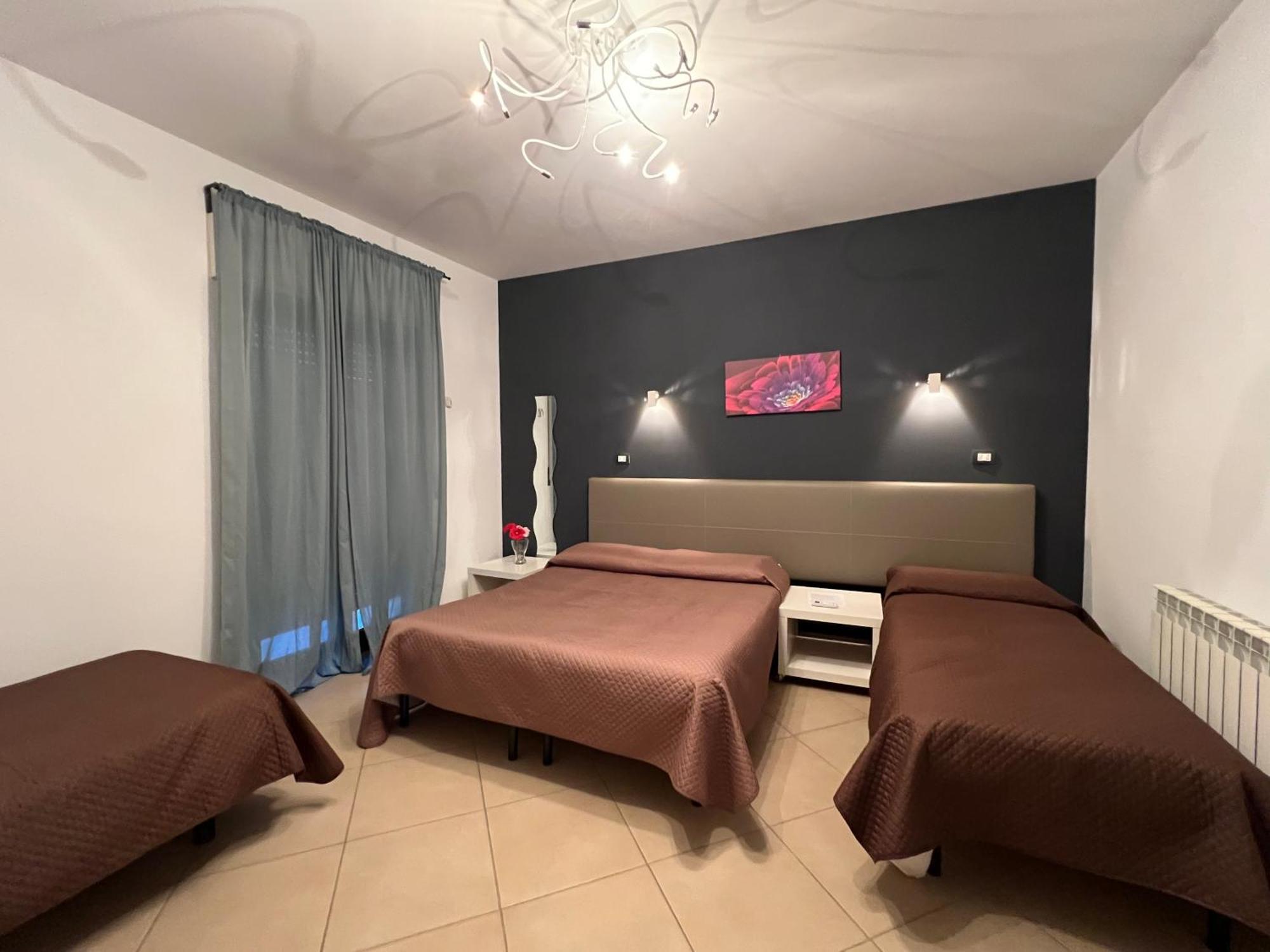 B&B A Due Passi San Giovanni Gemini Екстер'єр фото